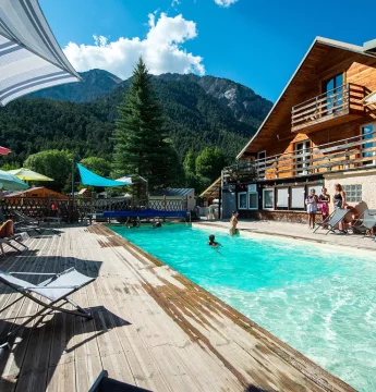 Camping financé : Le Montana dans les Hautes-Alpes nous a refait confiance !