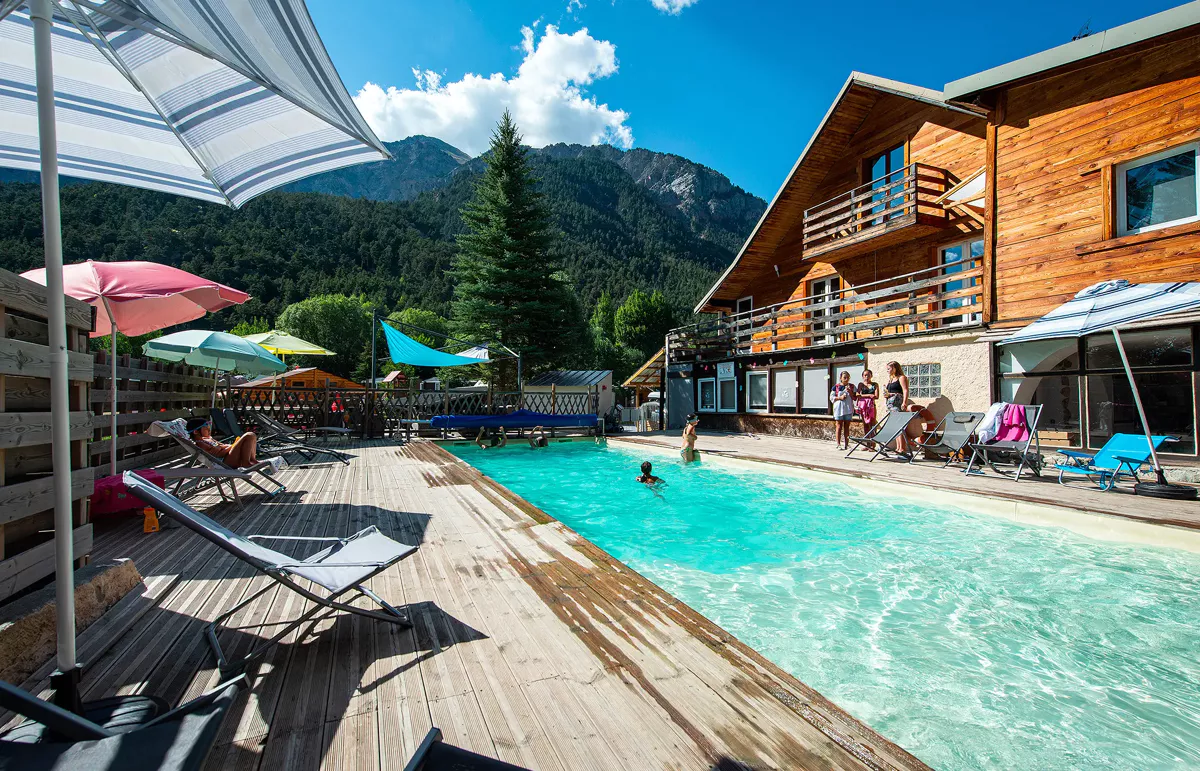 Camping financé : Le Montana dans les Hautes-Alpes nous a refait confiance !